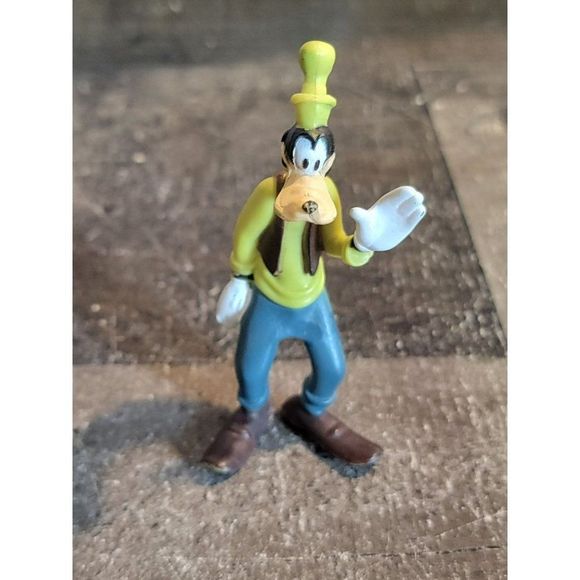 Green Goofy Disney Mickey Mouse toy figure - Picture 2 of 6